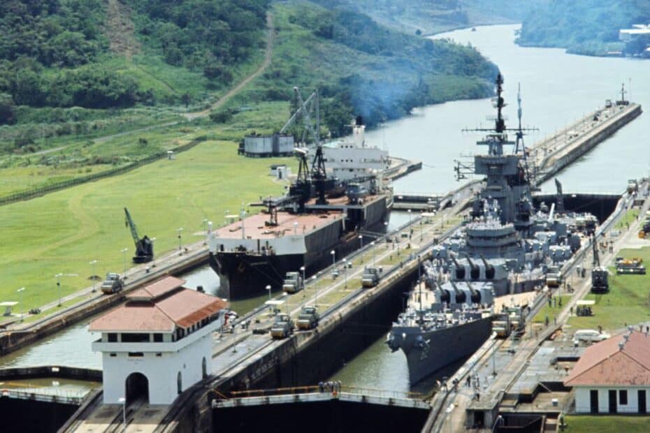 A Navy Warship going through the Panama Canal locks