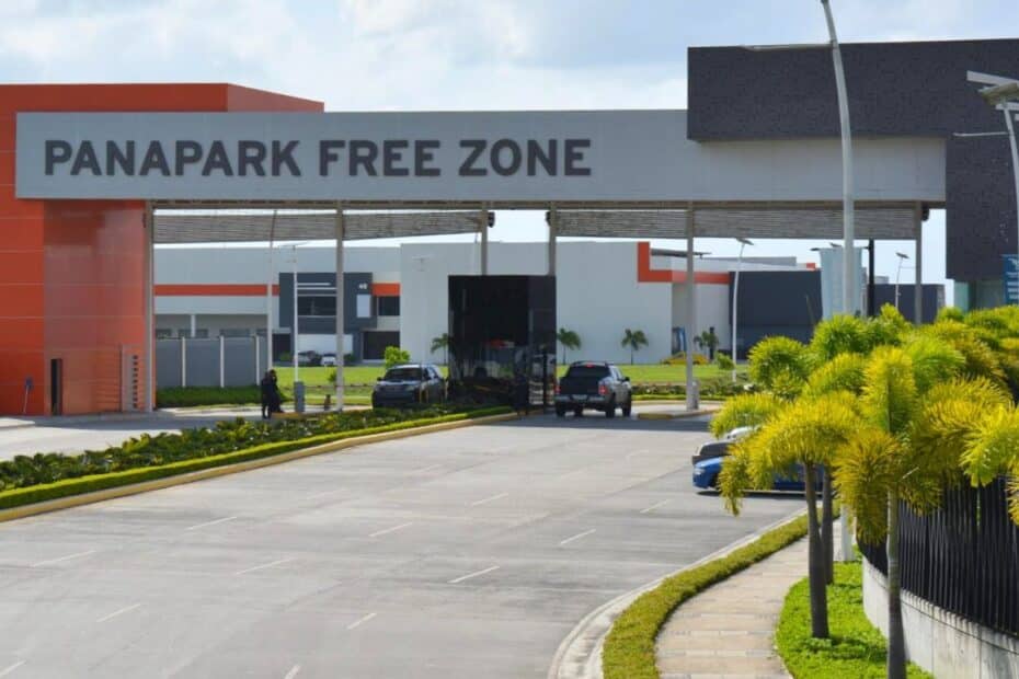 Panapark Free Zone entrance